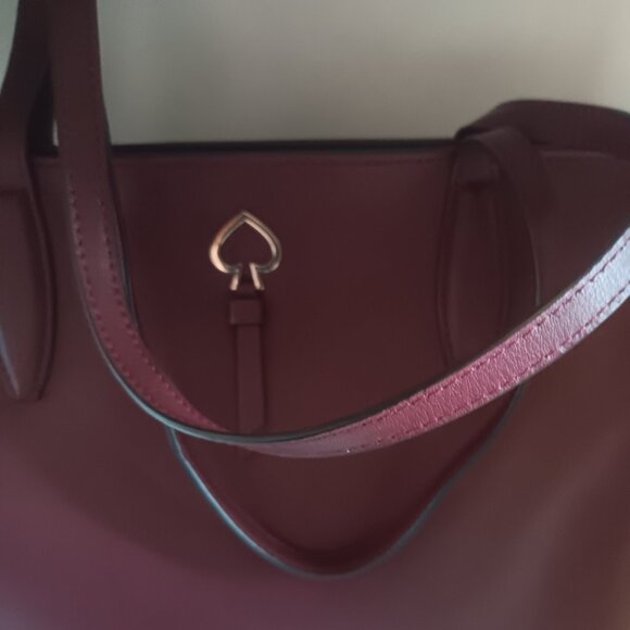 KATE SPADE LEATHER TOTE WITH MATCHING WALLET - Picture 3 of 10